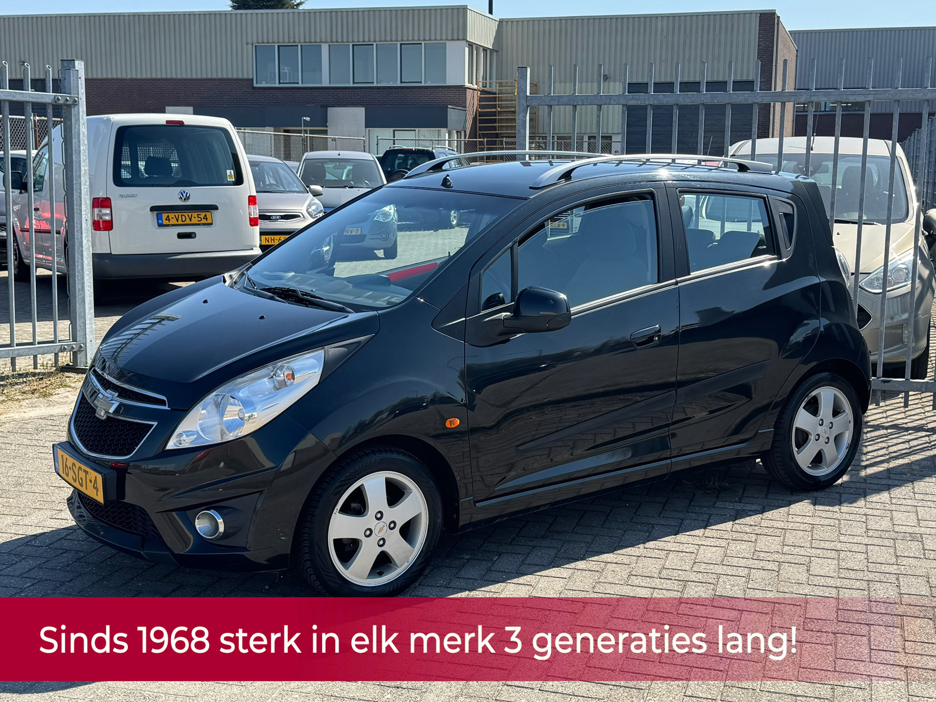 43929104-0.jpg