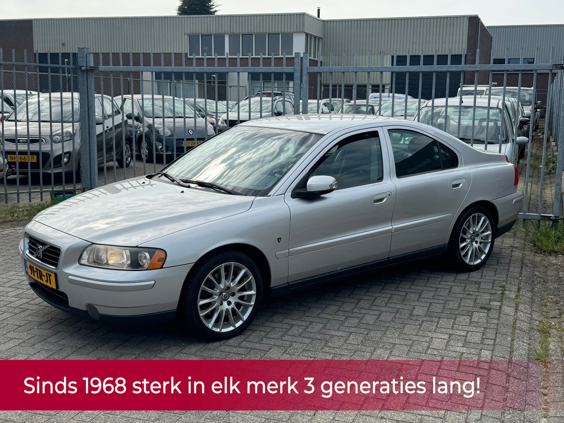 44700054-0.jpg