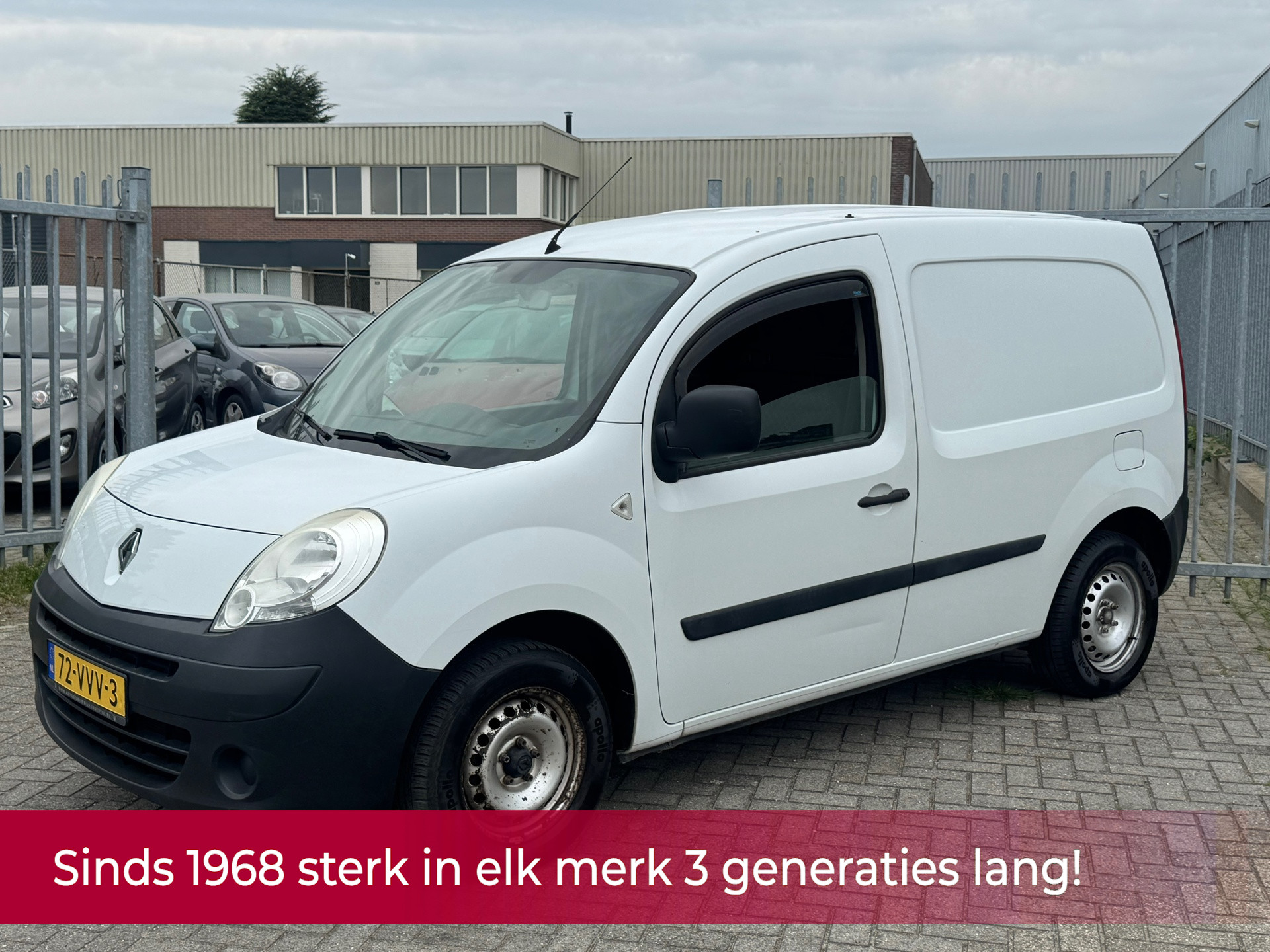 44702597-0.jpg