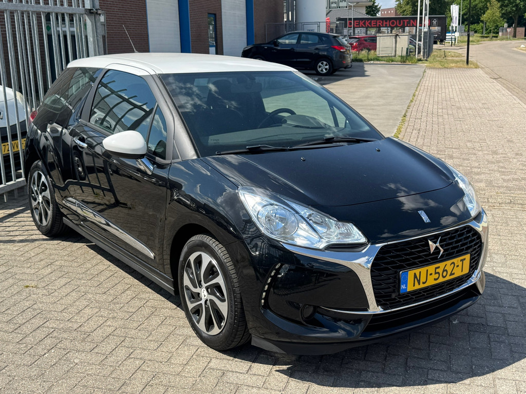 Citroën DS3 1.2 PureTech Chic 82PK! NL AUTO NAP! 2e eigenaar l TOPSTAAT! Airco l LED l Cruise l DEALER OH! 45080303-0.jpg | Autobedrijf van Susteren & Zn