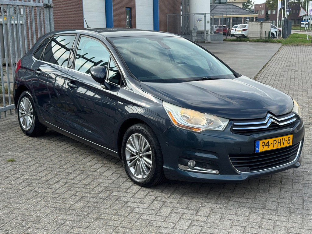 Citroën C4 1.6 VTi Exclusive 120PK 5 deurs! Airco l Cruise l Massage l Stoelverwarming l PDC! NL AUTO NAP l Dealer OH l TOPSTAAT 47982857-0.jpg | Autobedrijf van Susteren & Zn