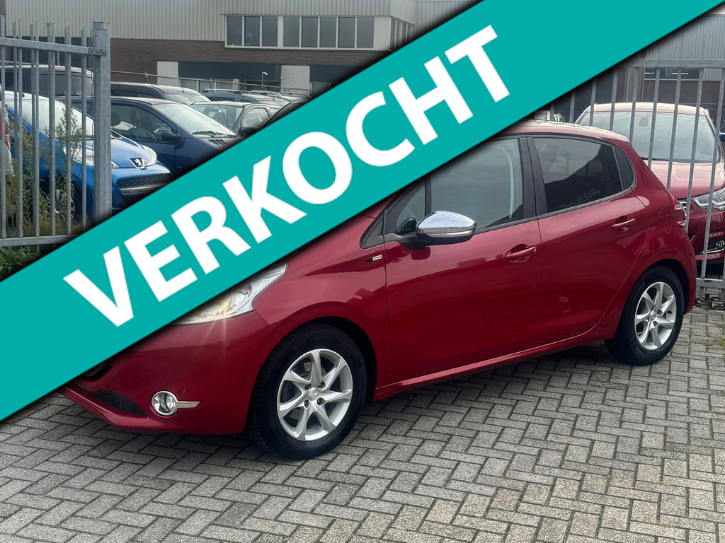 Peugeot 208 1.2 VTi Style 82PK 5 deurs! NL AUTO NAP! Navi l Trekhaak l Airco l LED l LMV! NIEUWE DISTRIEBUTIE l TOPSTAAT l DEALER 49071896-0.jpg | Autobedrijf van Susteren & Zn