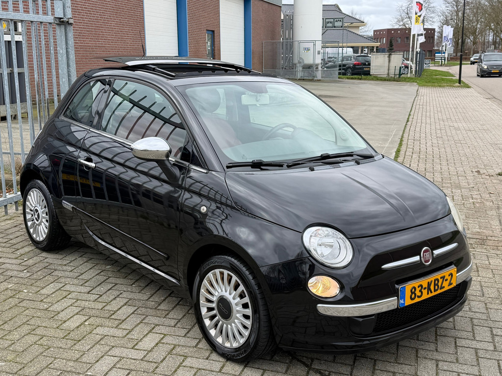 Fiat 500 1.2 Lounge AUTOMAAT! Panorama l Airco l LEER l MTF-stuur l Bleu and me l NL AUTO NAP l DEALER ONDERHOUDEN l TOPSTAAT! 50389036-0.jpg | Autobedrijf van Susteren & Zn