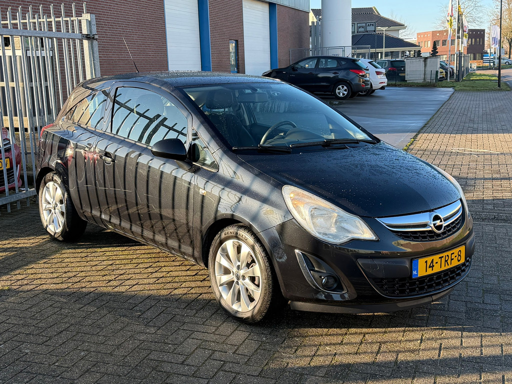 Opel Corsa 1.2-16V Anniversary Edition 86PK! NL AUTO NAP! Cruise l Airco l 16'LMV l LEER l MTF-stuur! TOPSTAAT! 51124284-0.jpg | Autobedrijf van Susteren & Zn