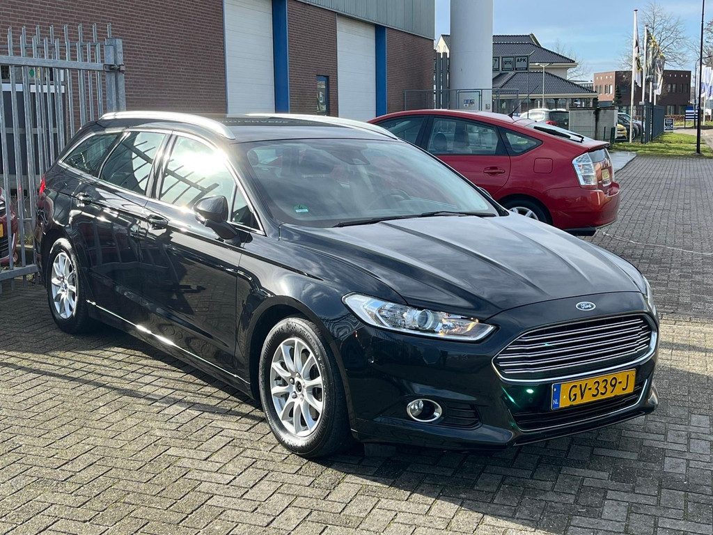 Ford Mondeo Wagon 1.5 Titanium 160PK NL AUTO NAP! Trekhaak l Navi l Cruise l LED l KEYLESS l AIRCO ECC! DEALER OH l TOPSTAAT! 51129458-0.jpg | Autobedrijf van Susteren & Zn