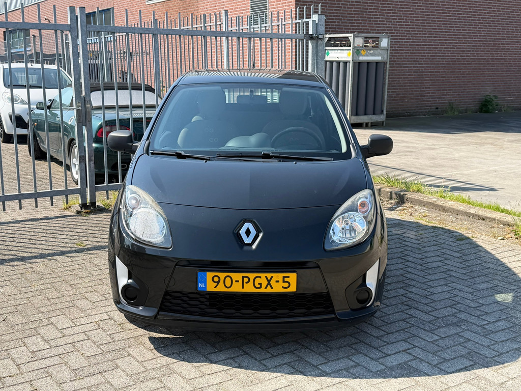 53345808-1.jpg
