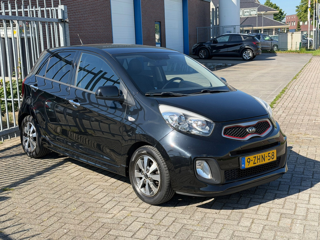 Kia Picanto 1.0 CVVT ISG 5 deurs! NL AUTO NAP! Leer l Airco ECC l MTF-stuur l 15'LMV l Trekhaak! 2e eigenaar l TOPSTAAT! 53482601-0.jpg | Autobedrijf van Susteren & Zn