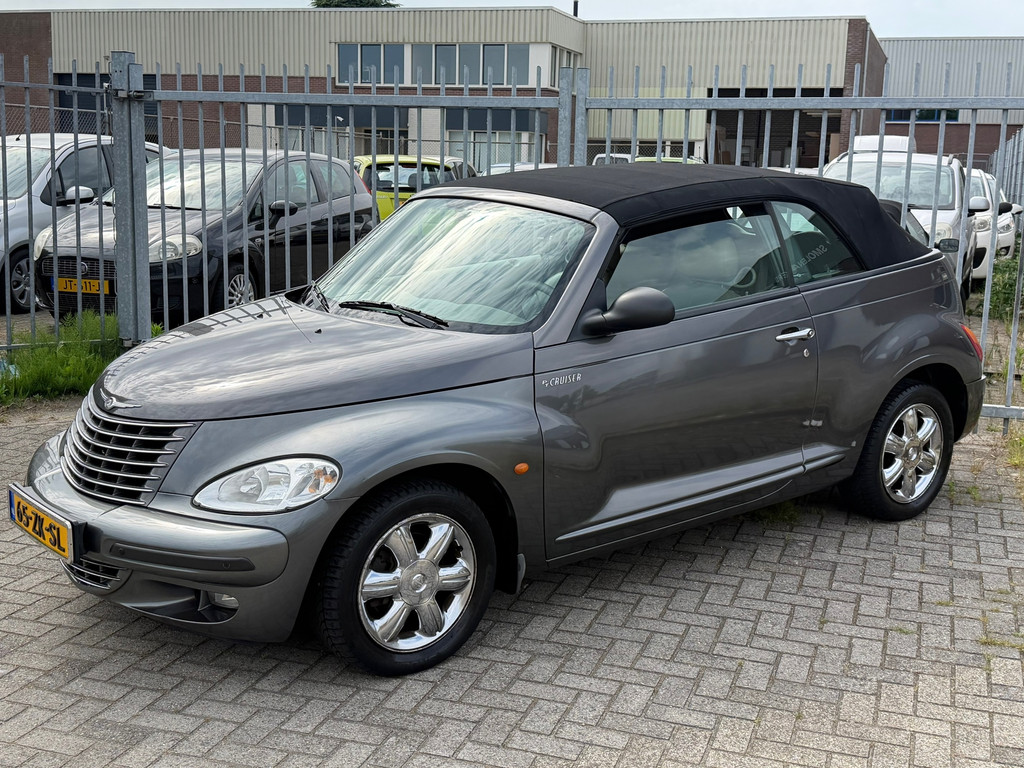 Chrysler PT Cruiser Cabrio 2.4i Limited AUTOMAAT! AIRCO l CRUISE l PDC V+A l Chrome LMV l LEER l STOELVERWARMING l TOPSTAAT! 53928449-0.jpg | Autobedrijf van Susteren & Zn