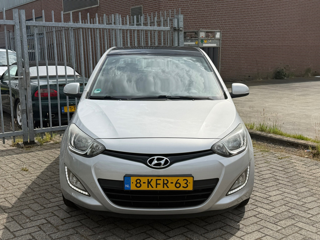 54037665-1.jpg