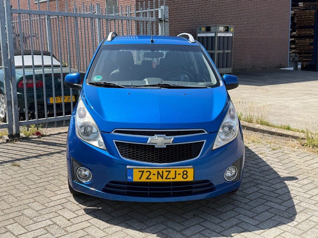 54489647-1.jpg