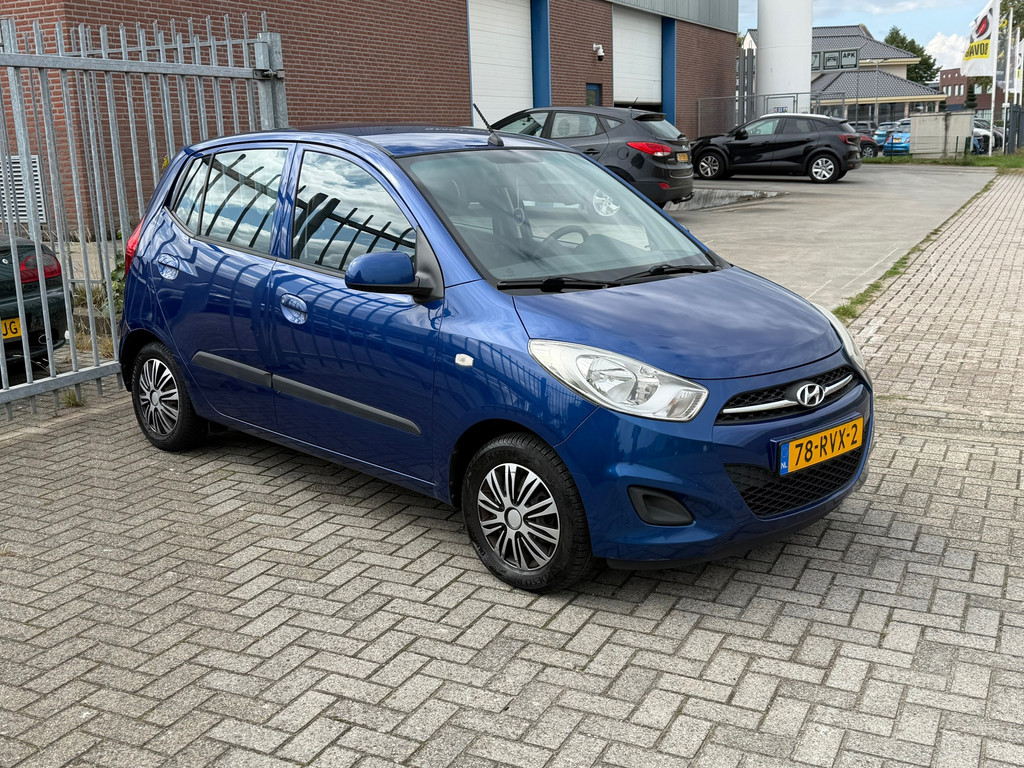 Hyundai i10 1.1 i-Drive 4cilinder NL AUTO NAP! PERFECT ONDERHOUDEN! Elek pakket l AUX l Centraal l Zeer netjes! 56353673-0.jpg | Autobedrijf van Susteren & Zn
