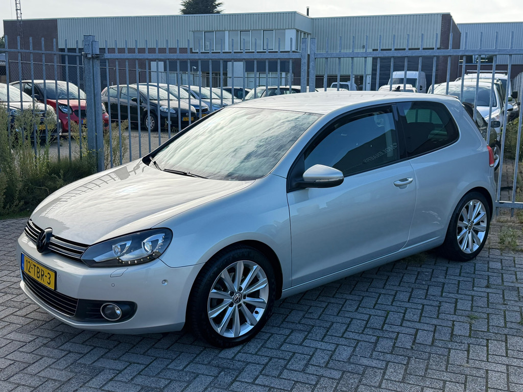 Volkswagen Golf 1.4 TSI Highline 122PK DSG NL AUTO NAP! UNIEK NIEUWSTAAT! NAVI l LED l PDC l CRUISE l 17'LMV l ALCANTARA l ABC! 56853657-0.jpg | Autobedrijf van Susteren & Zn