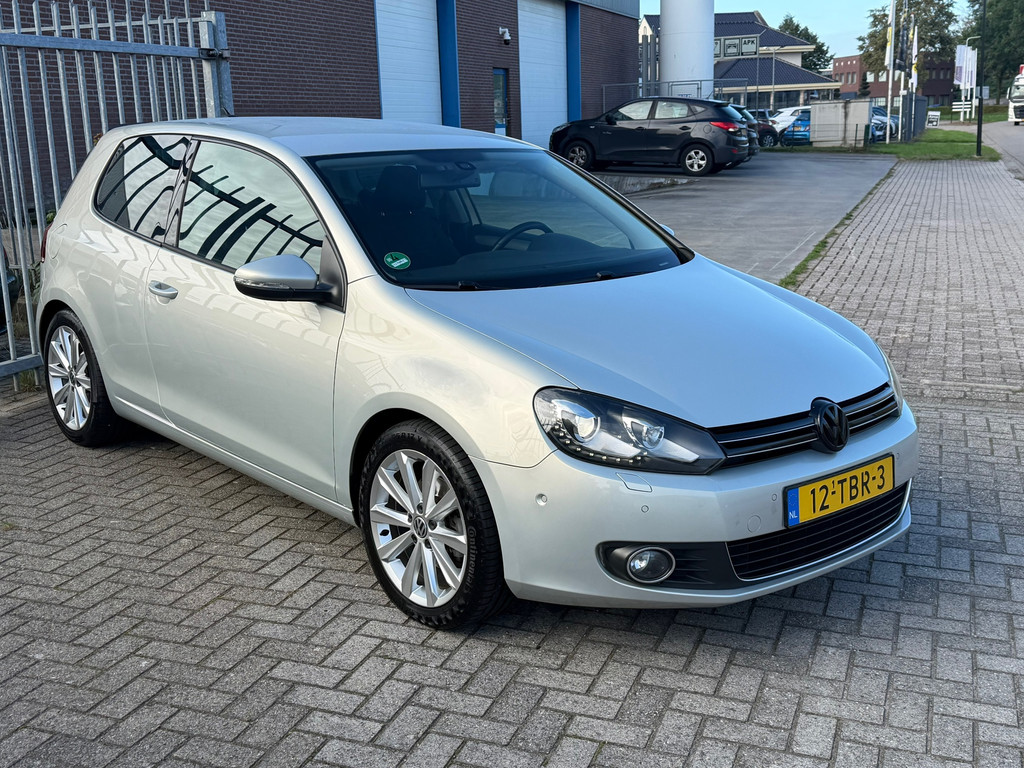 Volkswagen Golf 1.4 TSI Highline 122PK DSG NL AUTO NAP! UNIEK NIEUWSTAAT! NAVI l LED l PDC l CRUISE l 17'LMV l ALCANTARA l ABC! 56853657-0.jpg | Autobedrijf van Susteren & Zn