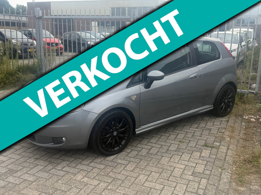 Fiat Grande Punto 1.4-16V Sport 120PK NL AUTO NAP! NIEUW DISTRIBUTIE! AIRCO ECC l ELEK PAKKET l LMV l MTF STUUR! ZELDZAAM MOOI! 56973767-0.jpg | Autobedrijf van Susteren & Zn