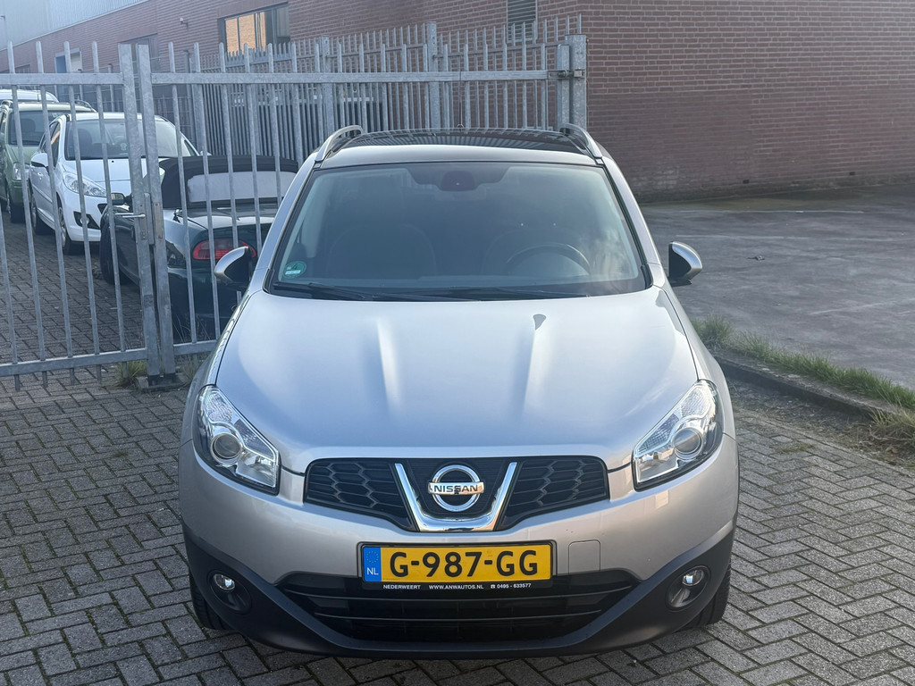 Nissan QASHQAI 2.0 Connect Edition 140PK AUTOMAAT NIEUWSTAAT! PANO l CAMERA l NAVI l AFNEEM HAAK l CRUISE! GROTE BEURT & APK l TOP 57814383-0.jpg | Autobedrijf van Susteren & Zn